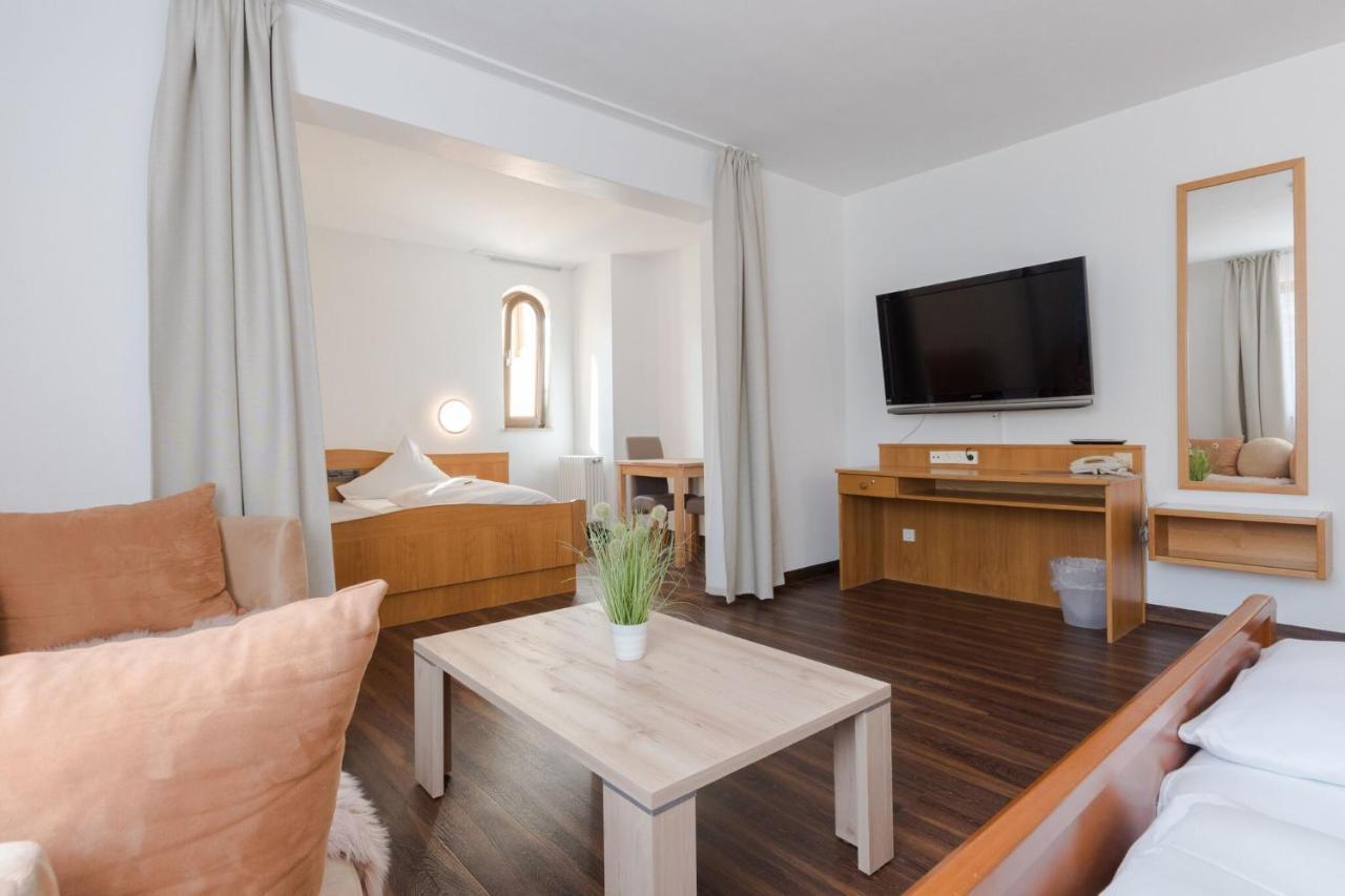 Hotel Bartholomaeus Zeitlarn エクステリア 写真